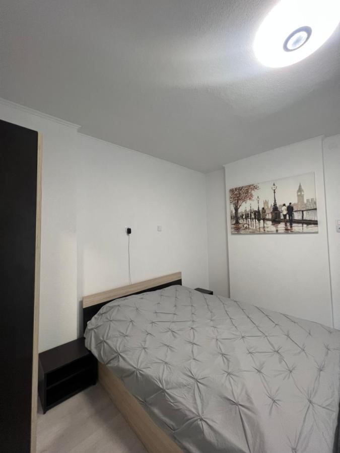 Guest House Tanevi 代温 外观 照片