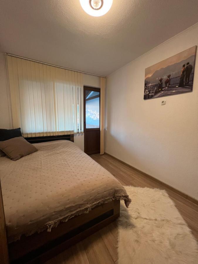 Guest House Tanevi 代温 外观 照片